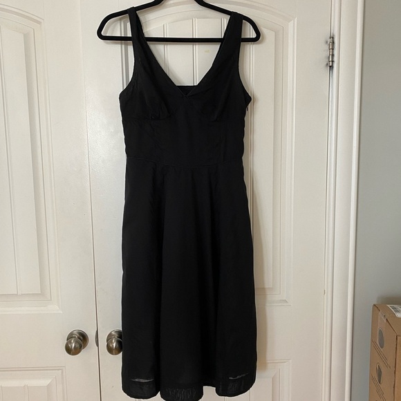 Gap fit and flare cotton summer dress - Picture 3 of 10